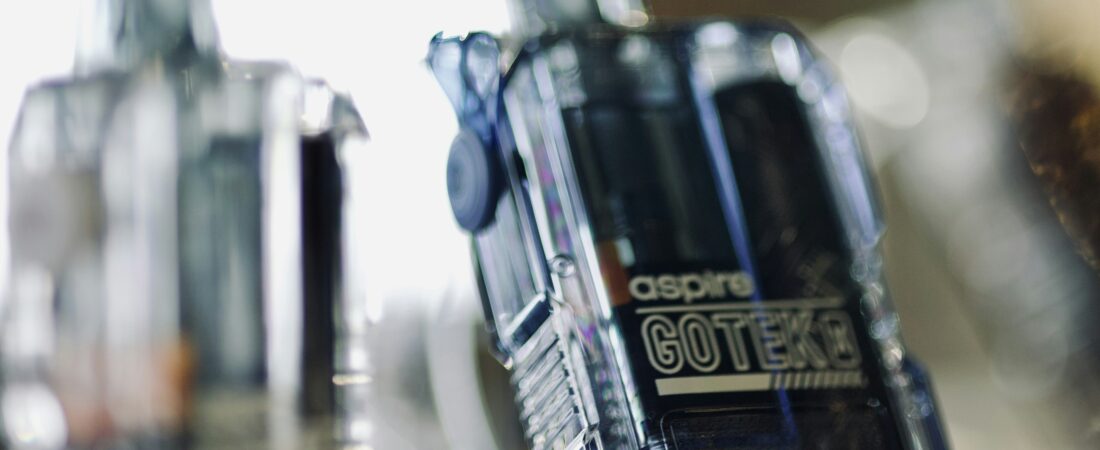 Dispositivos Transparentes – Quando a Eletrônica se Torna Invisível — Literalmente